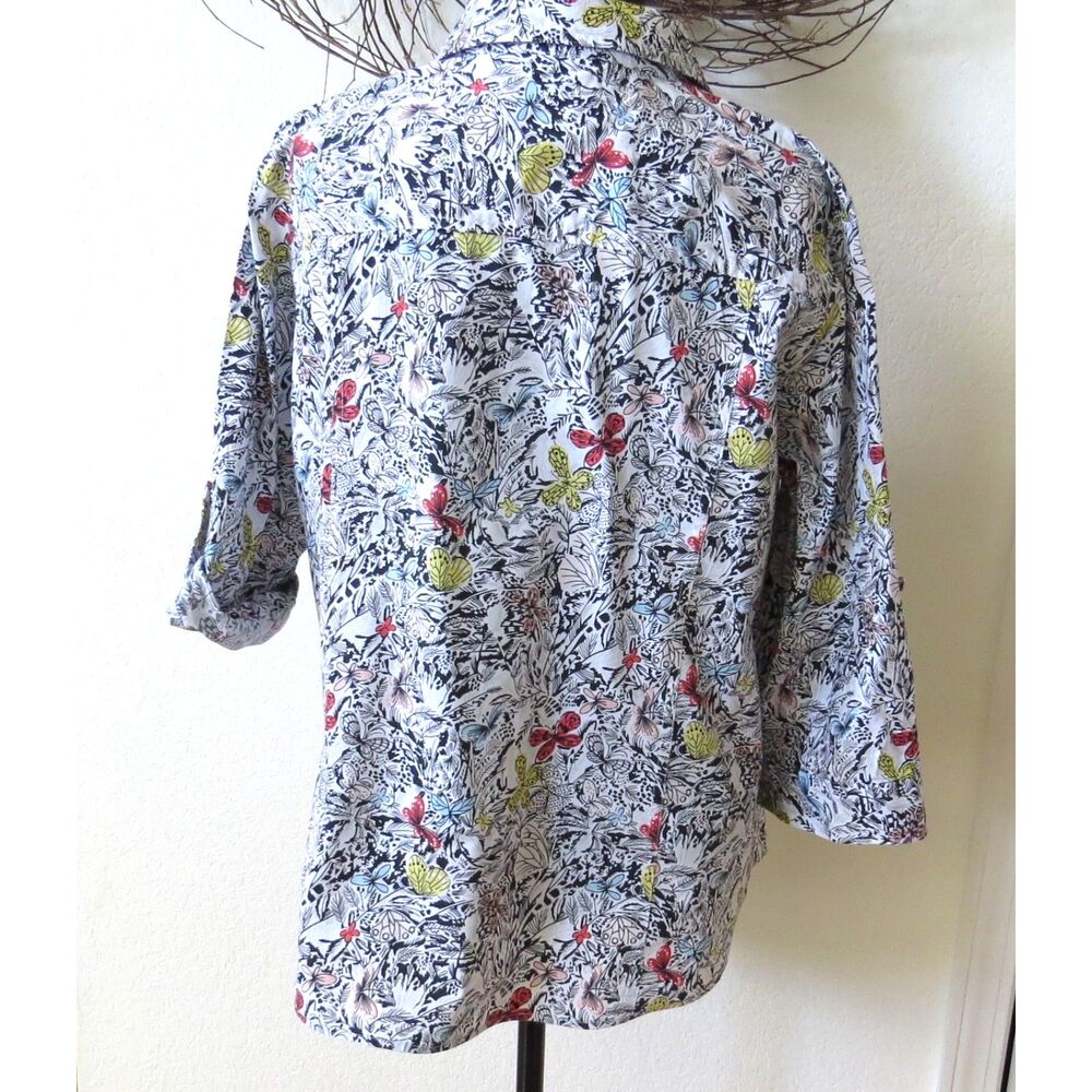 Christopher & Banks Floral and Butterfly Button Down Large NWOT - Picture 9 of 9